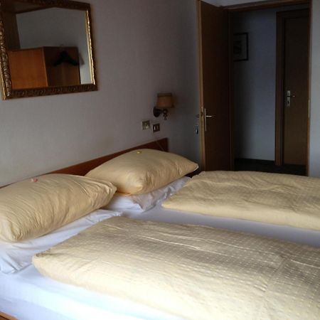 Garni Sayonara Hotel Selva di Val Gardena Bagian luar foto