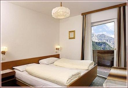 Garni Sayonara Hotel Selva di Val Gardena Bagian luar foto
