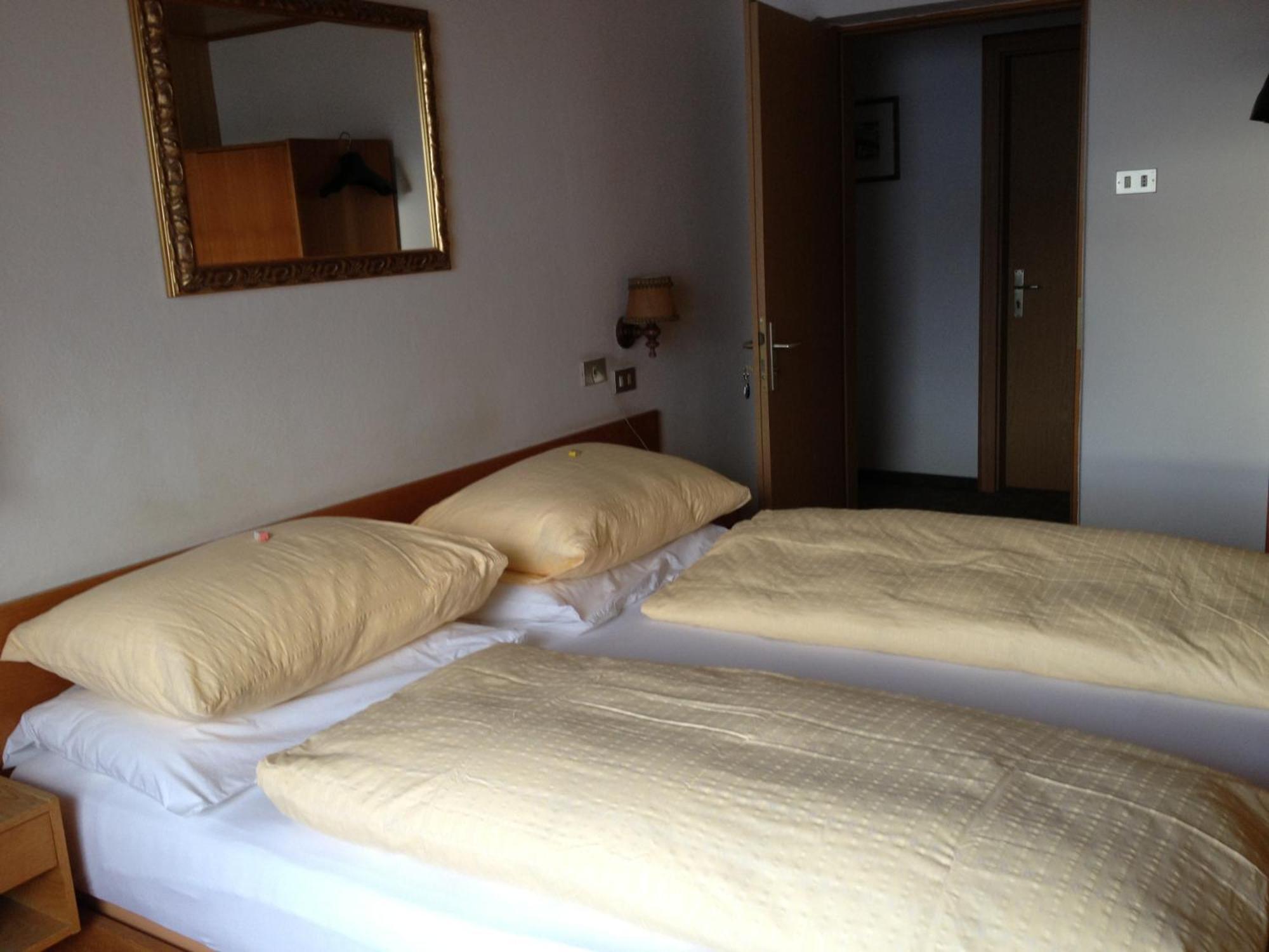 Garni Sayonara Hotel Selva di Val Gardena Bagian luar foto