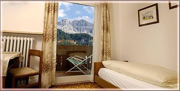 Garni Sayonara Hotel Selva di Val Gardena Bagian luar foto